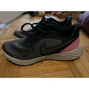 Nike Revolution Shoes